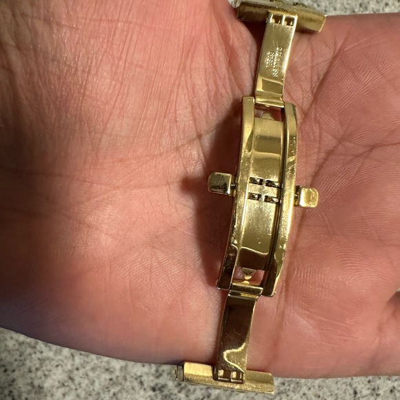 MICHELE Women’s MWW03M000141 CSX-36 Analog Display Swiss Quartz Gold Watch. - Picture 2 of 15